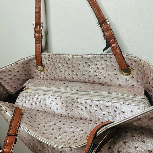 SCARLETON Rose Pink Synthetic Faux Ostritch Leather Brown Handles Zipper Bag - Picture 5 of 12